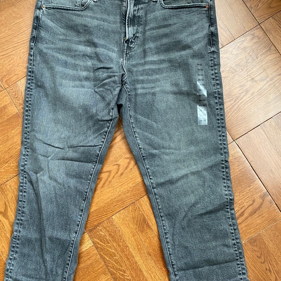 AE AirFlex+ Relaxed Slim Jean - Picture 2 of 6